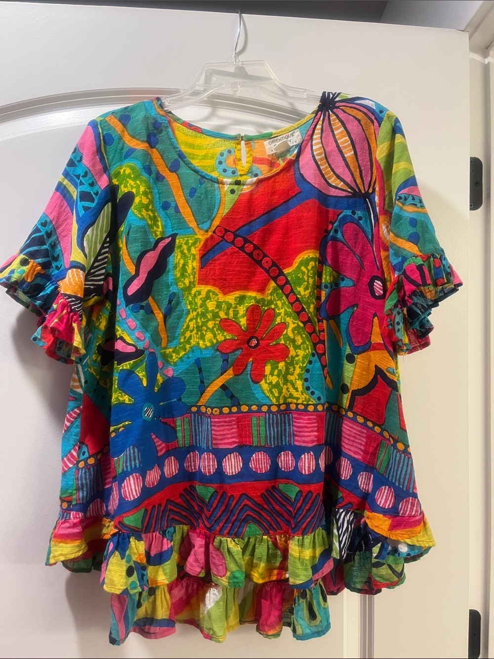 Colorful Floral Ruffle-Sleeve Tunic Top in Multi